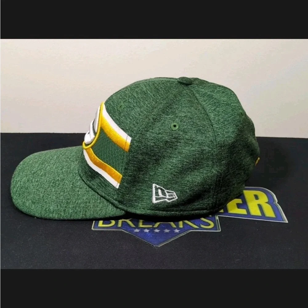 New Era Green Bay Packers NFL Hat 39Thirty On Field Stretch Fit Men Small/Medium - Picture 3 of 6